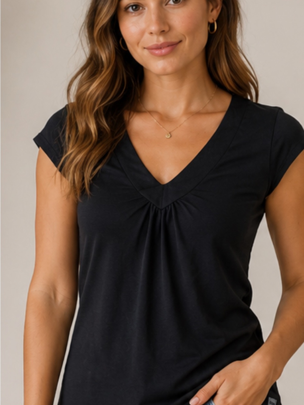 MEC Black Cap-Sleeve V-Neck Camisole